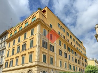 Quadrilocale in Vendita a Roma, 620'000&euro;, 115 m²