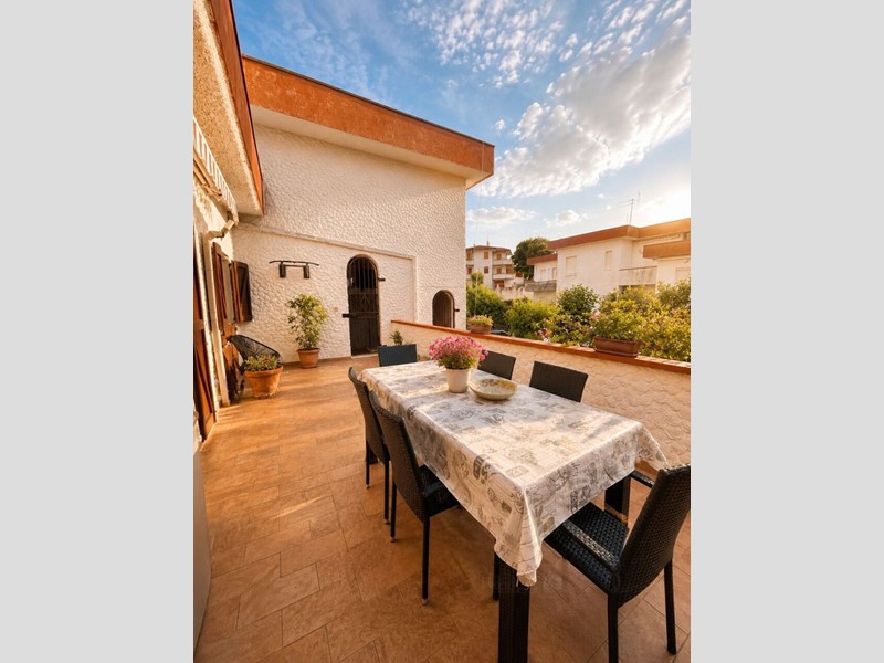 Trilocale in Vendita a Ancona, zona Marcelli, 315'000&euro;, 65 m², arredato