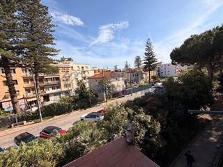 Quadrilocale in Vendita a Taggia, zona Arma Di Taggia, 239'000&euro;, 88 m²