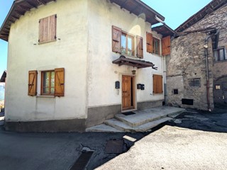 Trilocale in Vendita a Mura, 80'000&euro;, 132 m²