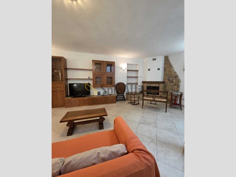 Quadrilocale in Affitto a Asciano, zona Arbia, 680&euro;, 102 m², arredato