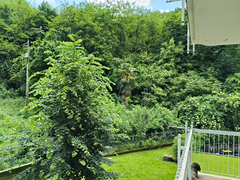 Appartamento in Vendita a Torino, zona borgo po, 670'000&euro;, 151 m², con Box