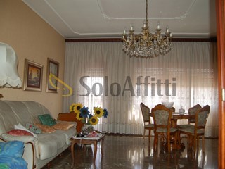 Quadrilocale in Affitto a Roma, zona Prenestino-Collatino-Tor Sapienza, 1'200&euro;, 110 m²