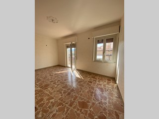 Trilocale in Affitto a Reggio Calabria, 350&euro;, 100 m²