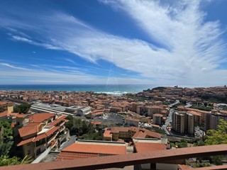 Trilocale in Vendita a Ventimiglia, 185'000&euro;, 60 m², con Box