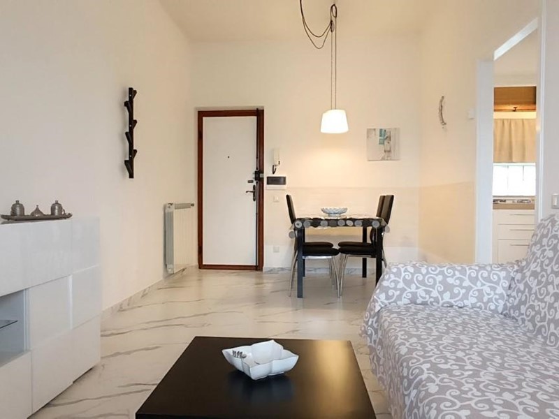 Trilocale in Vendita a Viareggio, 285'000&euro;, 45 m², arredato