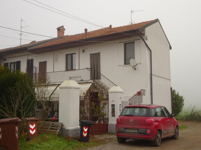 Quadrilocale in Vendita a Corbetta, 54'720&euro;, 91 m²