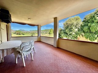 Trilocale in Vendita a San Vincenzo, 265'000&euro;, 63 m², arredato, con Box