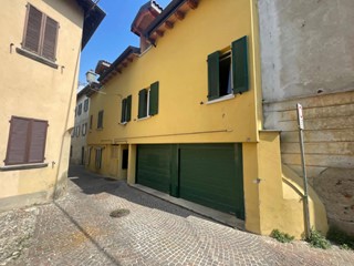 Trilocale in Vendita a Galbiate, 70'000&euro;, 65 m²