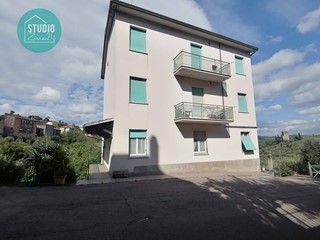 Quadrilocale in Vendita a San Venanzo, 40'000&euro;, 100 m²
