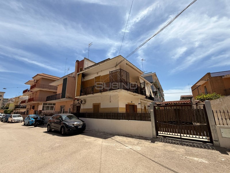 Trilocale in Vendita a Siracusa, 148'000&euro;, 127 m²