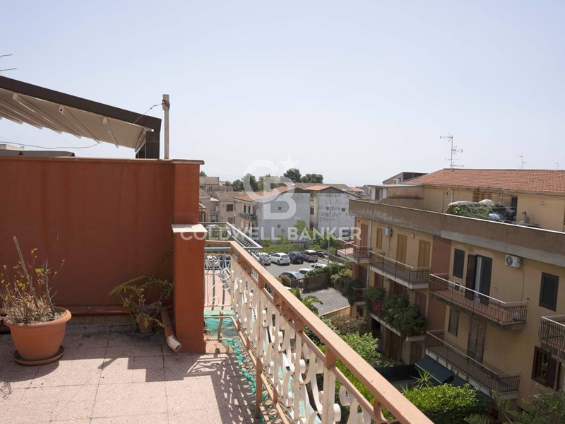 Appartamento in Vendita a Catania, 353'000&euro;, 450 m²