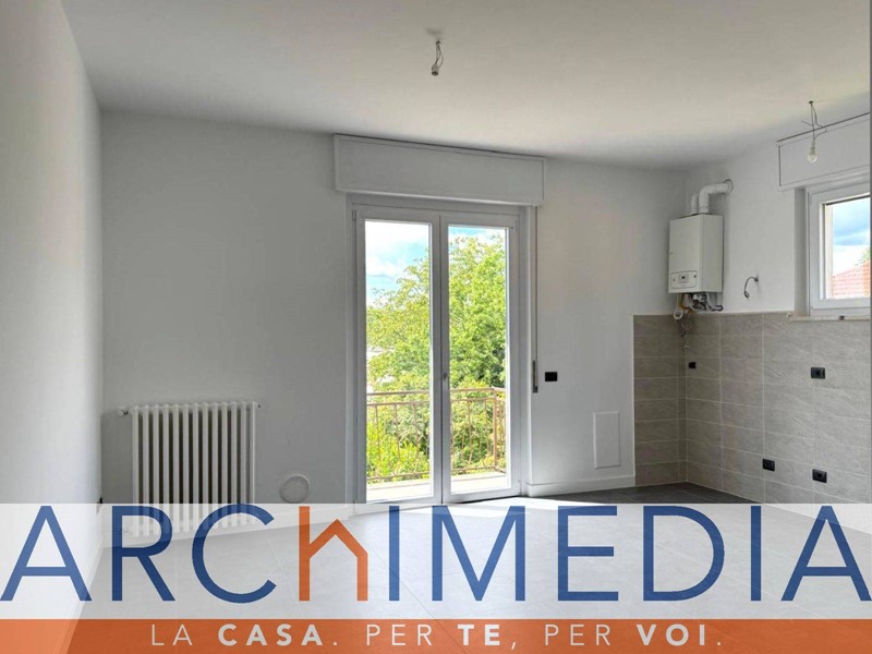 Trilocale in Vendita a Cantello, 225'000&euro;, 94 m²