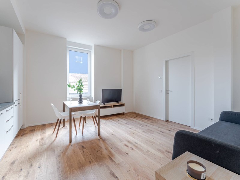 Bilocale in Vendita a Milano, 330'000&euro;, 65 m²