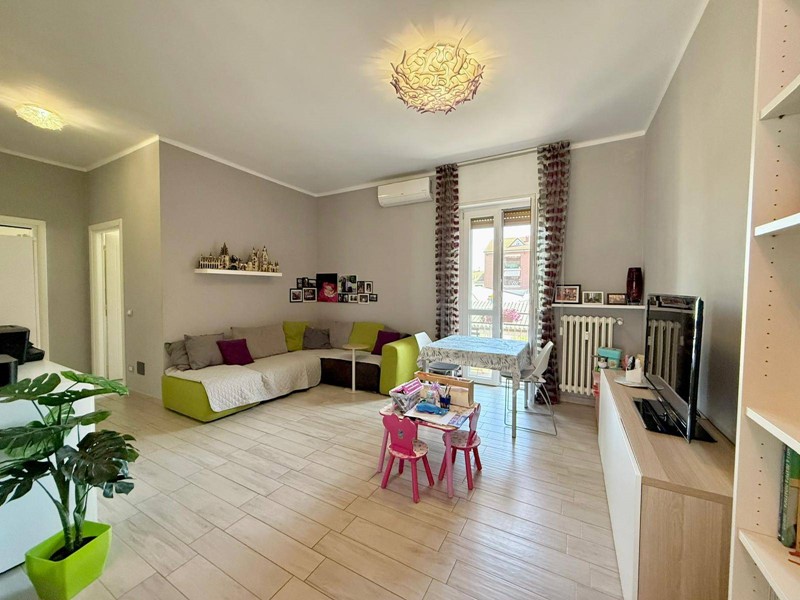 Appartamento in Vendita a Alessandria, 148'000&euro;, 113 m²