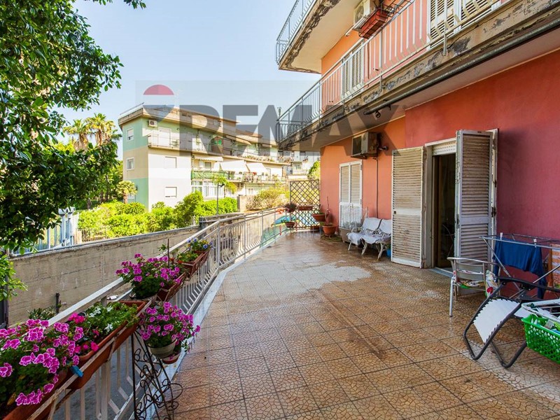 Appartamento in Vendita a Catania, 127'000&euro;, 135 m²