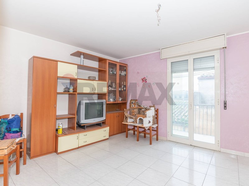Quadrilocale in Vendita a Caltagirone, 23'000&euro;, 90 m²
