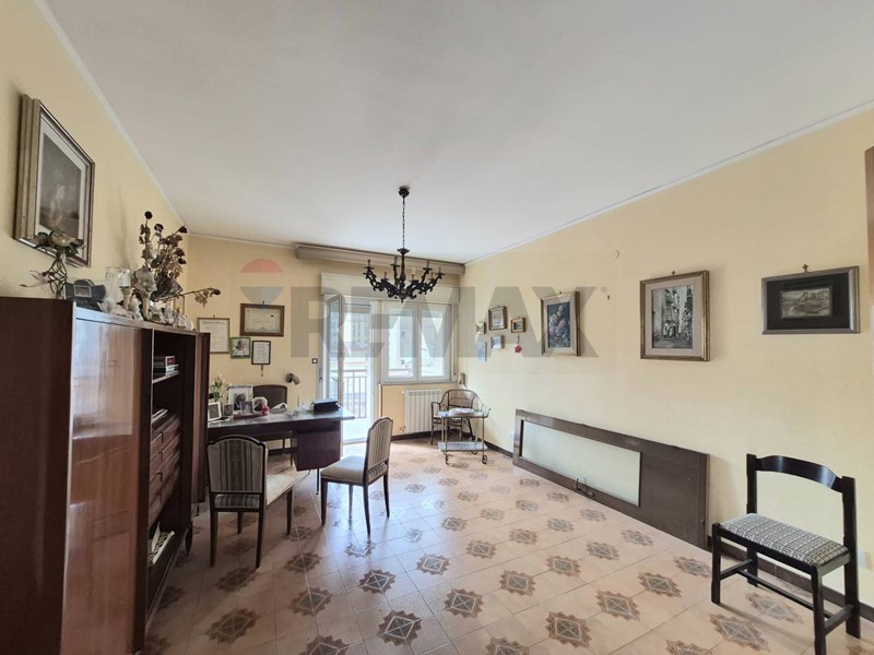 Appartamento in Vendita a Palermo, 267'000&euro;, 136 m²