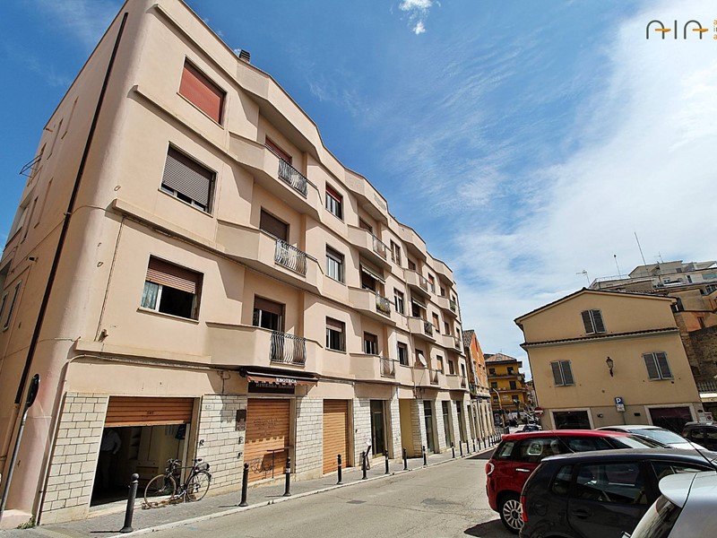 Appartamento in Vendita a San Benedetto del Tronto, 340'000&euro;, 205 m²