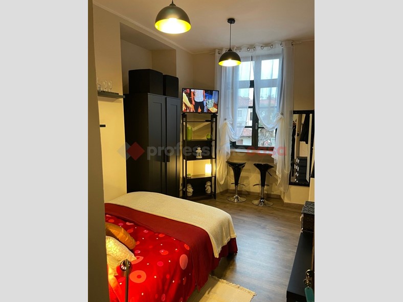 Monolocale in Affitto a Pinerolo, 380&euro;, 30 m², arredato