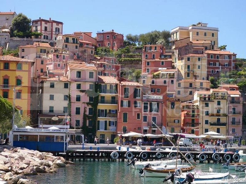 Monolocale in Vendita a Lerici, 195'000&euro;, 35 m², arredato