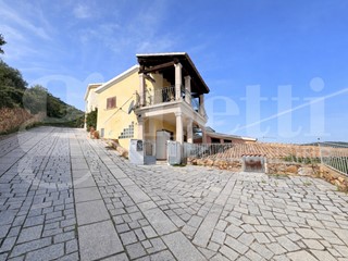 Bilocale in Vendita a Budoni, 165'000&euro;, 58 m², arredato