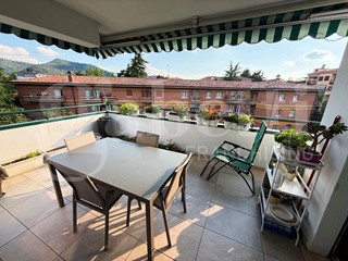 Quadrilocale in Vendita a Brescia, 490'000&euro;, 185 m², arredato, con Box