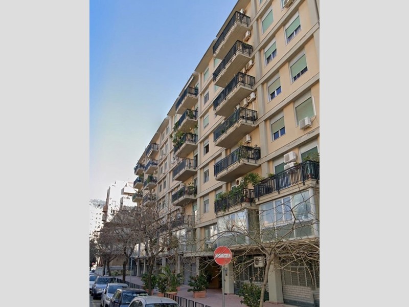 Quadrilocale in Vendita a Palermo, 260'000&euro;, 134 m²