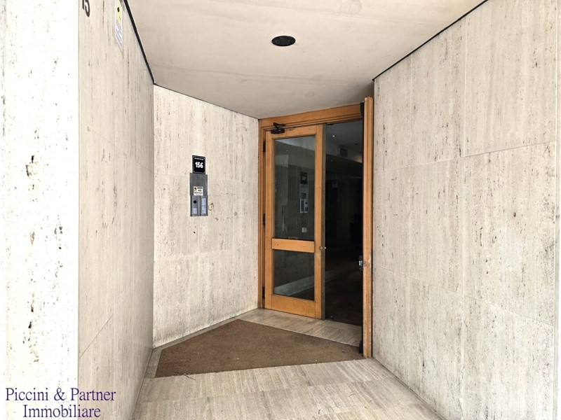 Appartamento in Vendita a Perugia, zona Madonna Alta, 250'000&euro;, 110 m², con Box