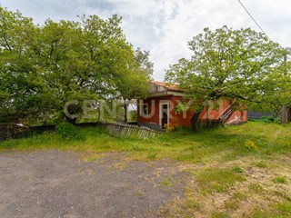 Bilocale in Vendita a Linguaglossa, 53'000&euro;, 83 m², arredato