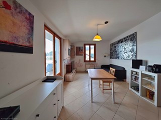 Quadrilocale in Vendita a Sarzana, zona Nave, 170'000&euro;, 77 m², con Box