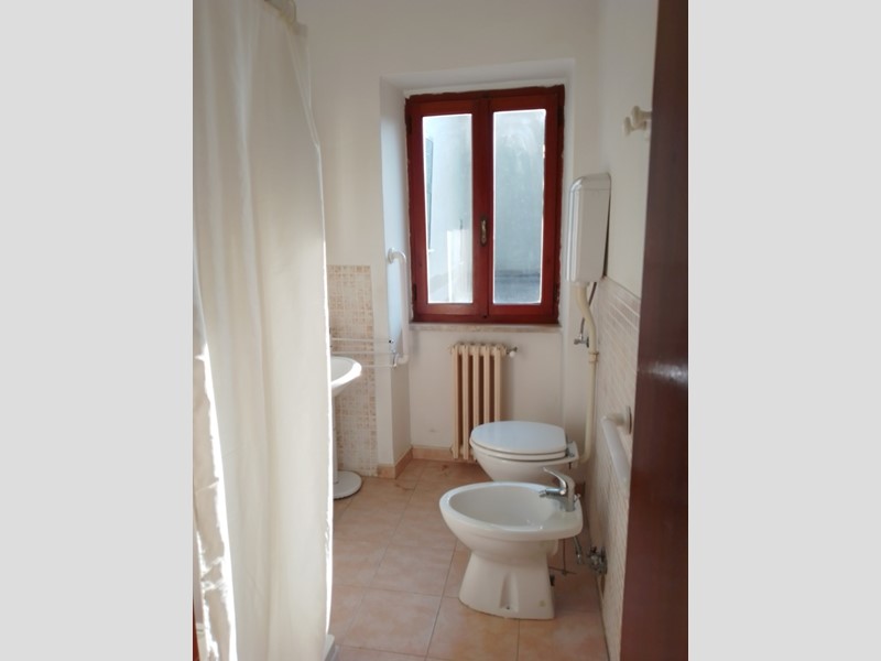 Quadrilocale in Vendita a Arcola, 85'000&euro;, 65 m²