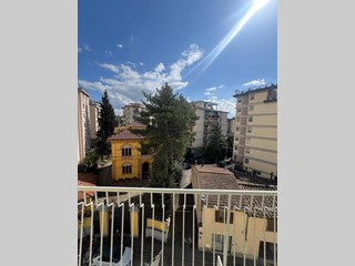 Trilocale in Vendita a Firenze, zona Rifredi, 225'000&euro;, 75 m²