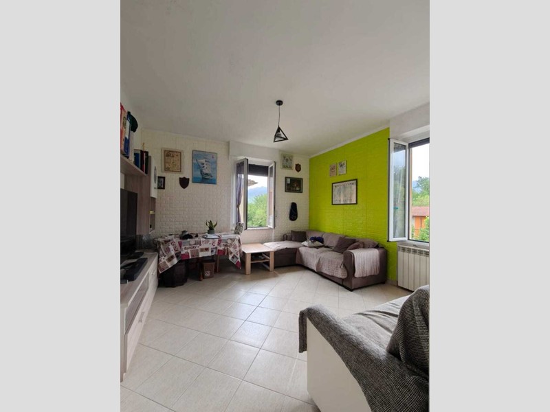 Appartamento in Vendita a Villafranca in Lunigiana, zona Villafranca centro, 60'000&euro;, 80 m²