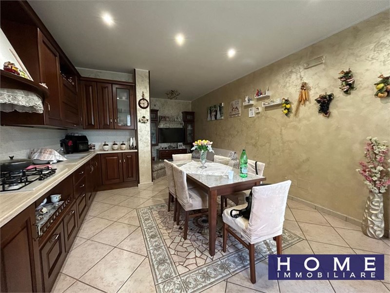 Trilocale in Vendita a Orta di Atella, 115'000&euro;, 75 m²