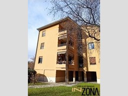 Trilocale in Vendita a Arcore, 99'000&euro;, 90 m²
