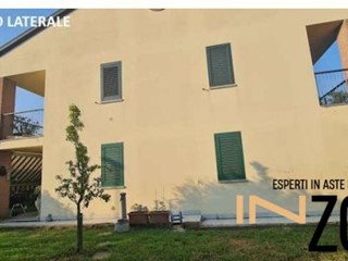 Quadrilocale in Vendita a Lesmo, 151'713&euro;, 117 m²