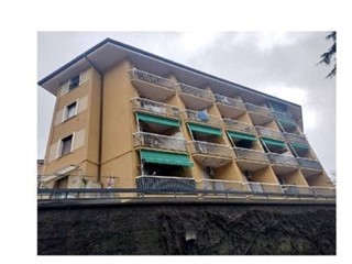 Appartamento in Vendita a Genova, 112'500&euro;, 120 m²