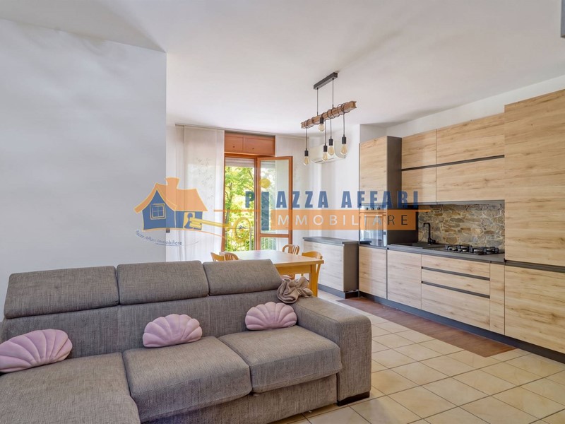 Bilocale in Vendita a Carnago, 95'000&euro;, 62 m²