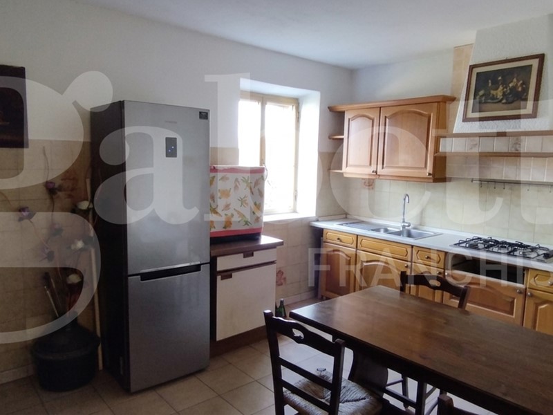 Appartamento in Vendita a Cortale, 78'000&euro;, 151 m²