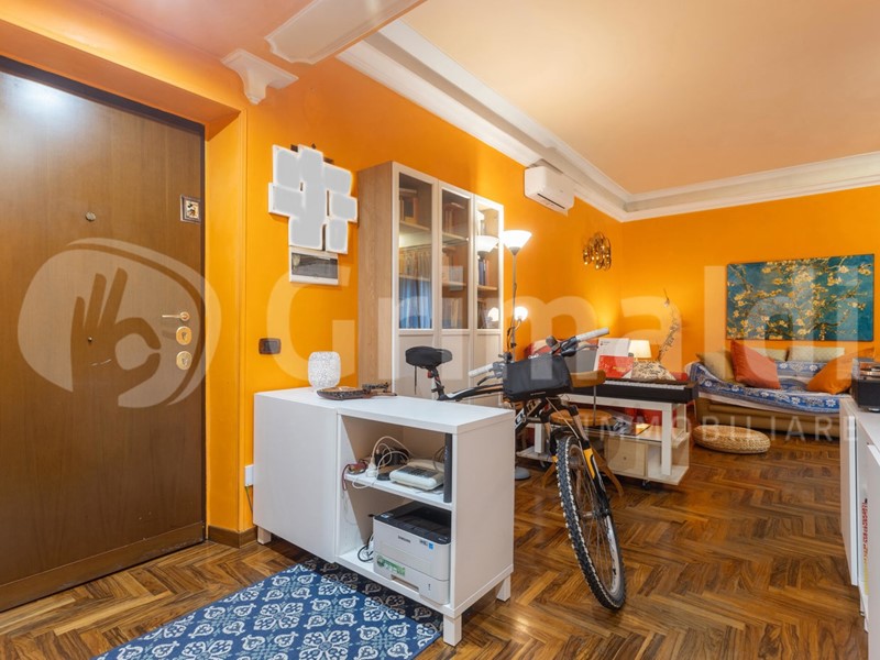 Appartamento in Vendita a Roma, 1'000&euro;, 79 m², arredato