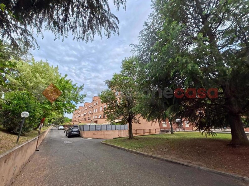 Trilocale in Vendita a Roma, 295'000&euro;, 90 m², arredato