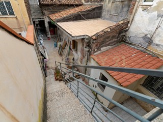 Bilocale in Vendita a Catania, 33'000&euro;, 45 m²