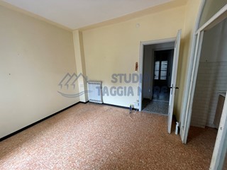 Trilocale in Vendita a Taggia, 175'000&euro;, 55 m²