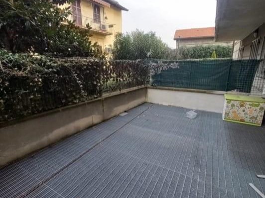 Bilocale in Vendita a Arese, 98'250&euro;, 50 m², con Box