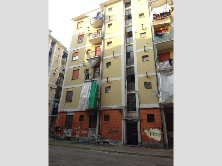 Bilocale in Vendita a Pioltello, 33'000&euro;, 47 m²