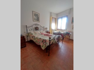 Appartamento in Vendita a Carrara, zona Marina di Carrara, 200'000&euro;, 100 m², arredato