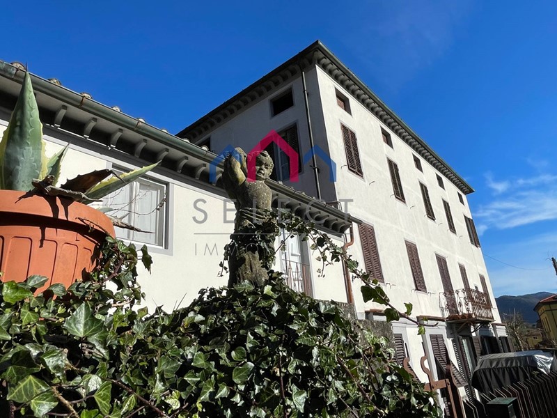 Quadrilocale in Vendita a Borgo a Mozzano, zona Valdottavo, 70'000&euro;, 62 m², arredato