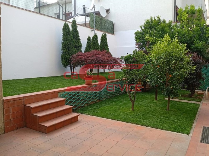 Trilocale in Vendita a Montecatini Terme, 90'000&euro;, 65 m², arredato