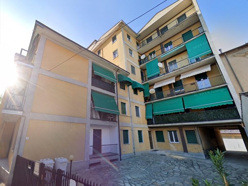 Quadrilocale in Vendita a Voghera, 28'350&euro;, 126 m²